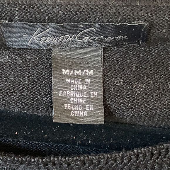 Kenneth Cole Womens Sweater Size M Black Knit Long Sleeve Scoop Neck Button - Picture 4 of 8